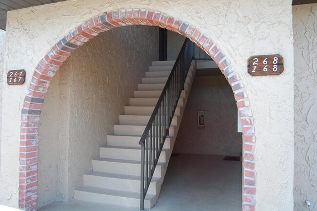 Building Photo - 268 San Paulo Ct