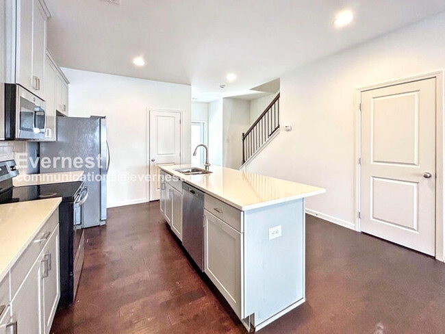 Foto del edificio - 911 Ambient Way