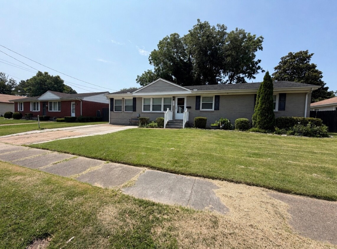 Photo - 3561 Orange St