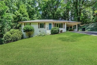 Building Photo - 46 Mable Lake Dr SW