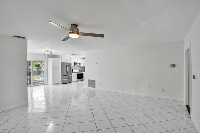 Foto del edificio - 22335 Boulder St