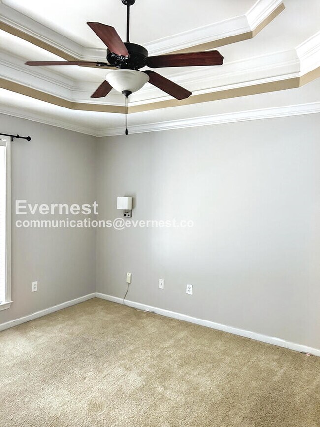 Foto del edificio - 141 Buckingham Cir