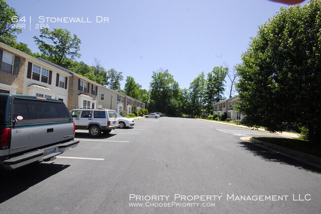 Foto del edificio - Stonewall Heights Townhome