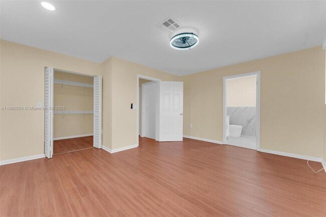Foto del edificio - 7640 NW 182nd Terrace