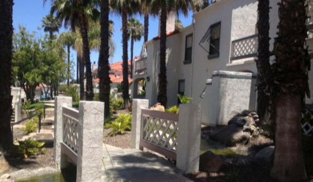 Foto del edificio - 9454 Twin Trails Dr