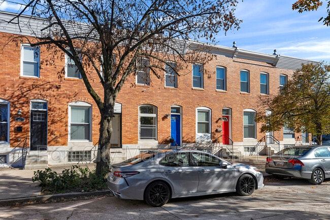 Building Photo - 341 S Macon St.