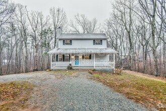 Building Photo - 495 Washboard Rd