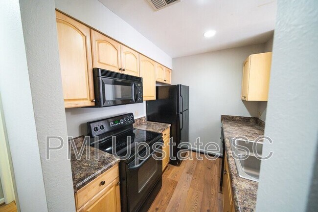 Building Photo - 408 Townes St