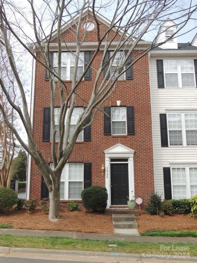 Building Photo - 11764 Fiddlers Roof Ln