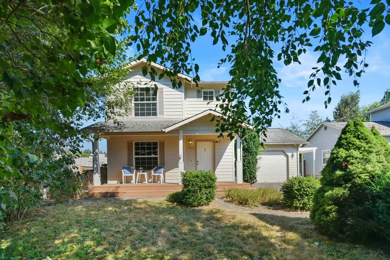 18642 Vaughn Milton Loop NE, Poulsbo, WA 98370 House Rental in