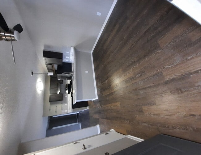 Interior Photo - Estates at Brentwood Lake