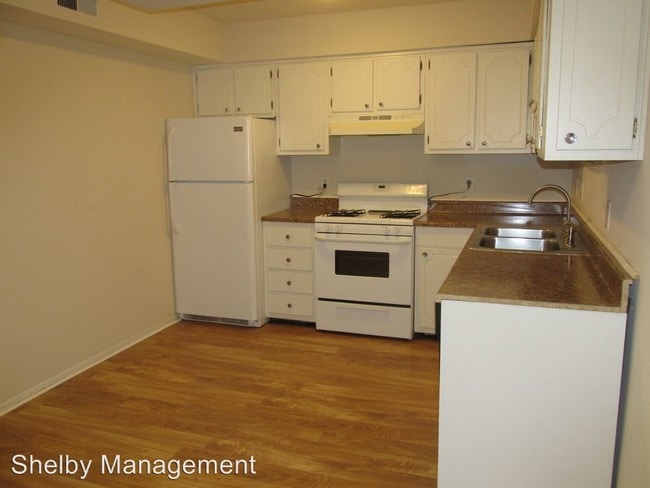 Building Photo - 5006 Dierker Rd