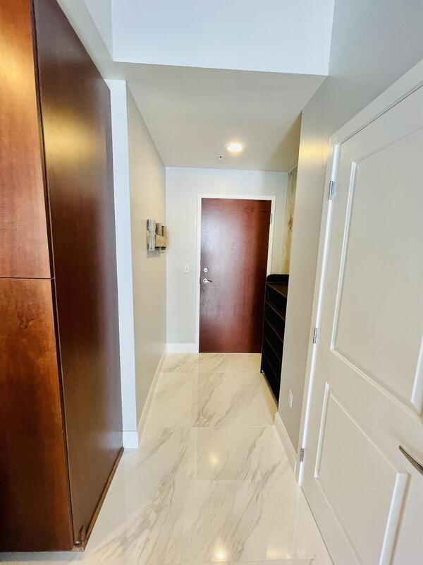 Building Photo - 155 S Court Ave