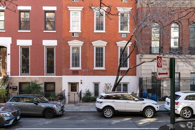 Building Photo - 221-223 W 14th St