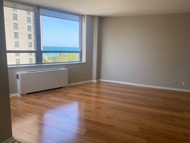 Foto del edificio - 5701 N Sheridan Rd