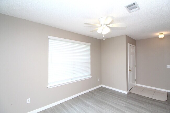 Foto del edificio - Beautiful Milton Home Near Whiting Field –...