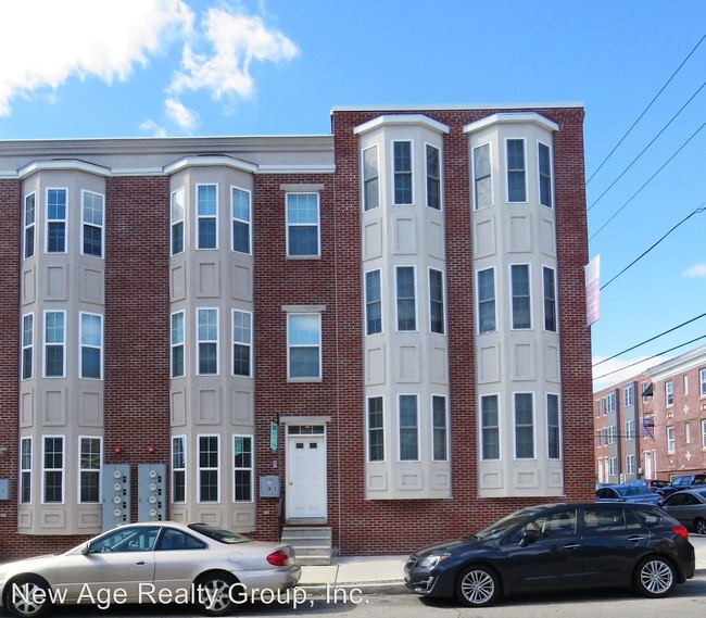 Building Photo - 130 S 46th St