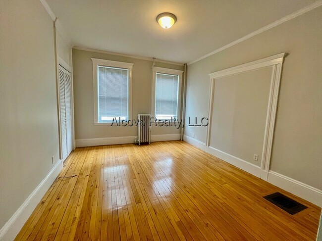Foto del edificio - 13 Farragut Ave