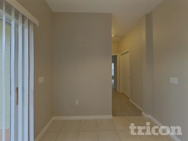 Foto del edificio - 3808 Swallowtail Ln