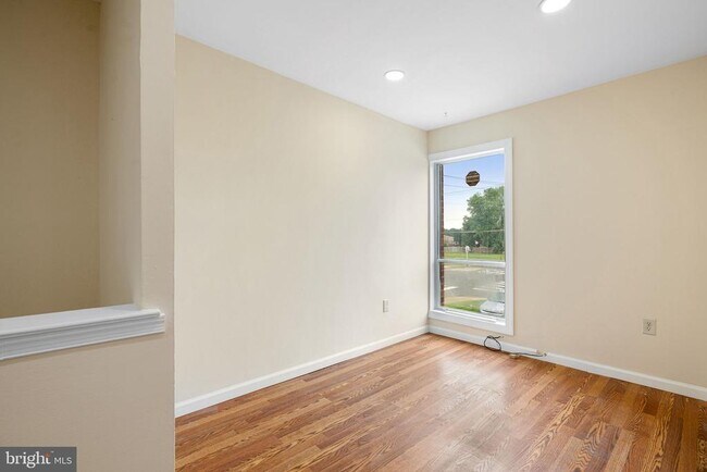 Foto del edificio - 3281 Red Lion Rd
