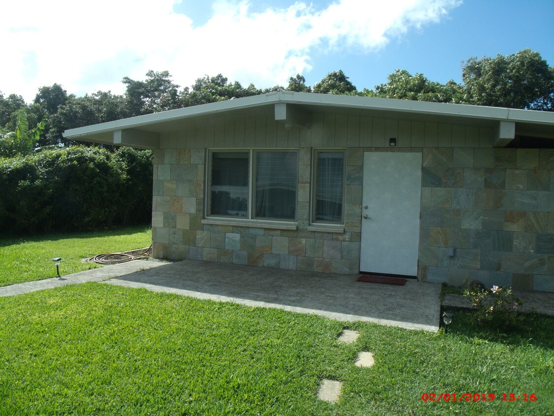 Primary Photo - 2684A Onu Pl