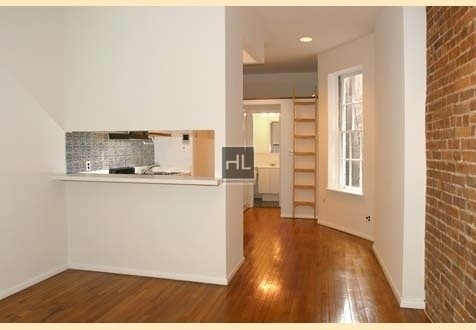 Primary Photo - East 81st Street