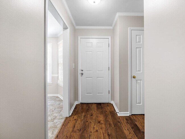 Foto del edificio - Cozy 3 Bedroom, 2.5 Bath Home with 2 Car G...