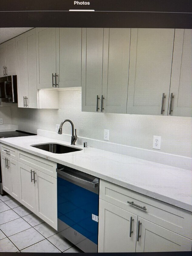 Foto del edificio - Cozy 3 bedroom 2 bath home in Kaneohe