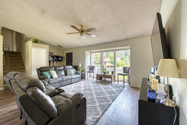 Foto del edificio - 5727 W Pacific Park Dr