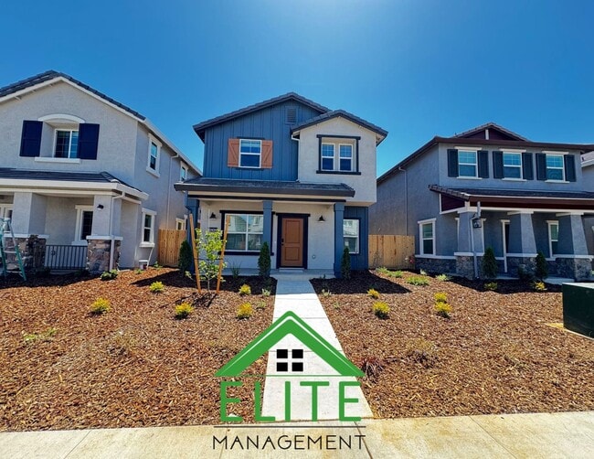 Building Photo - **Brand New 4 Bed / 3 Bath Home in Prime R...