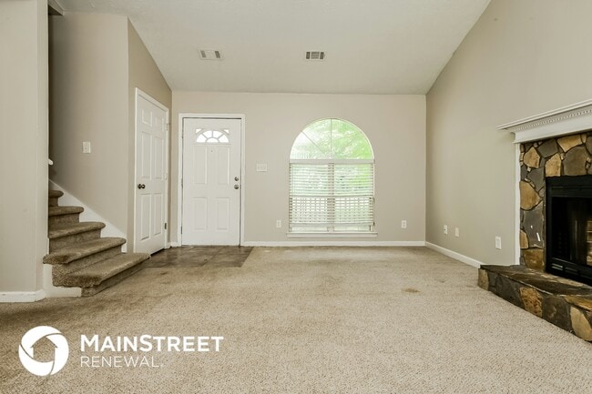 Building Photo - 100 Woodcrest Way