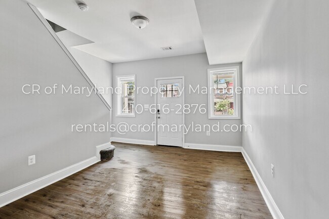 Building Photo - WAITLIST APPLICATIONS ONLY