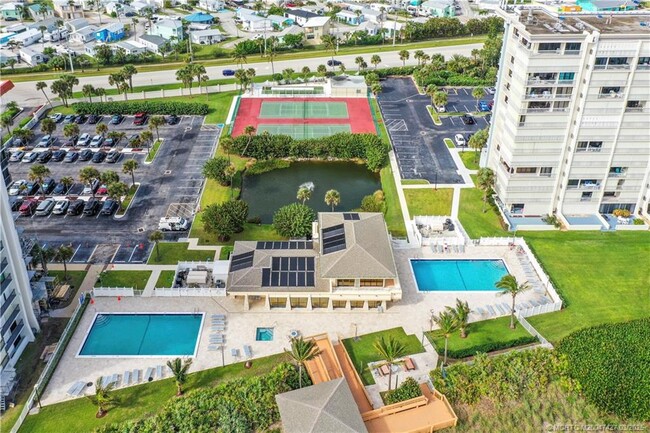 Foto del edificio - 10600 S Ocean Dr