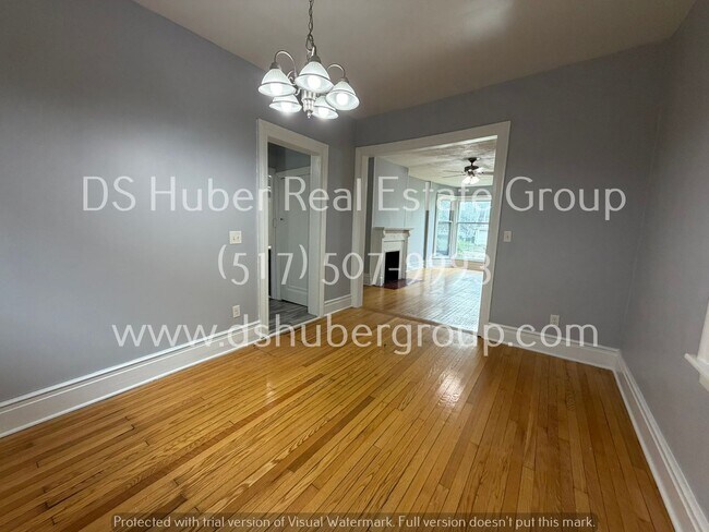 Foto del edificio - 533 Seymour Ave