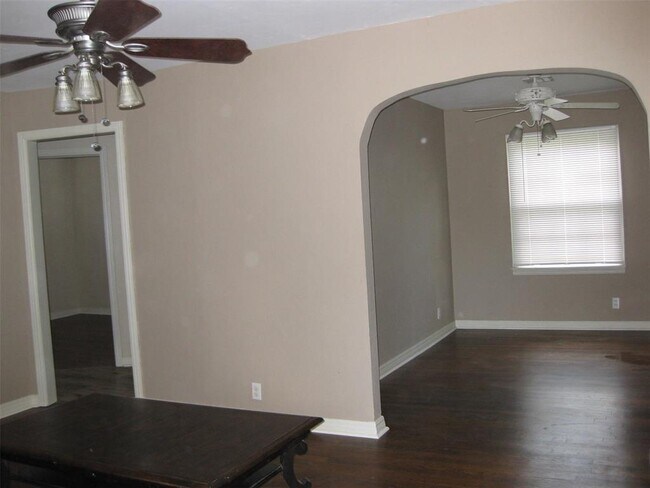 Foto del edificio - 708 SW 48th St