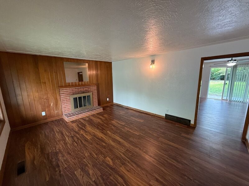 Primary Photo - 5075 Lone Oak Rd SE