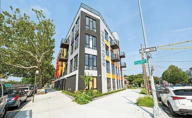 Foto del edificio - 2 bedroom in BRONX NY 10460