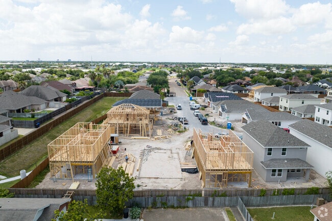 Aerial Context - Villas on Ware