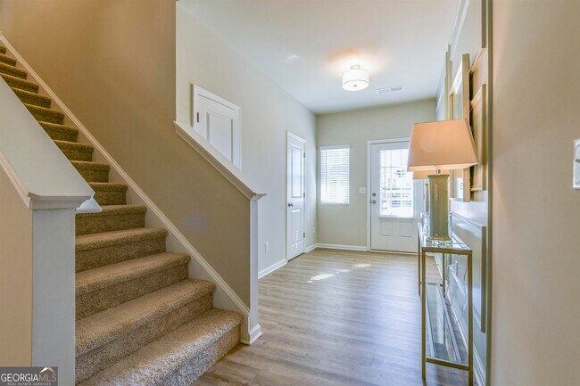 Building Photo - 213 N Fortune Way