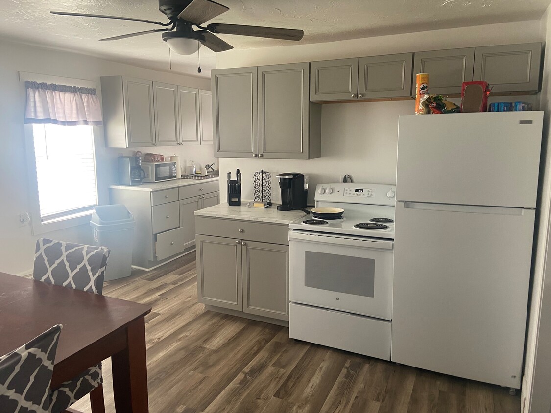 Kitchen includes appliances - 5 Ballouville Rd