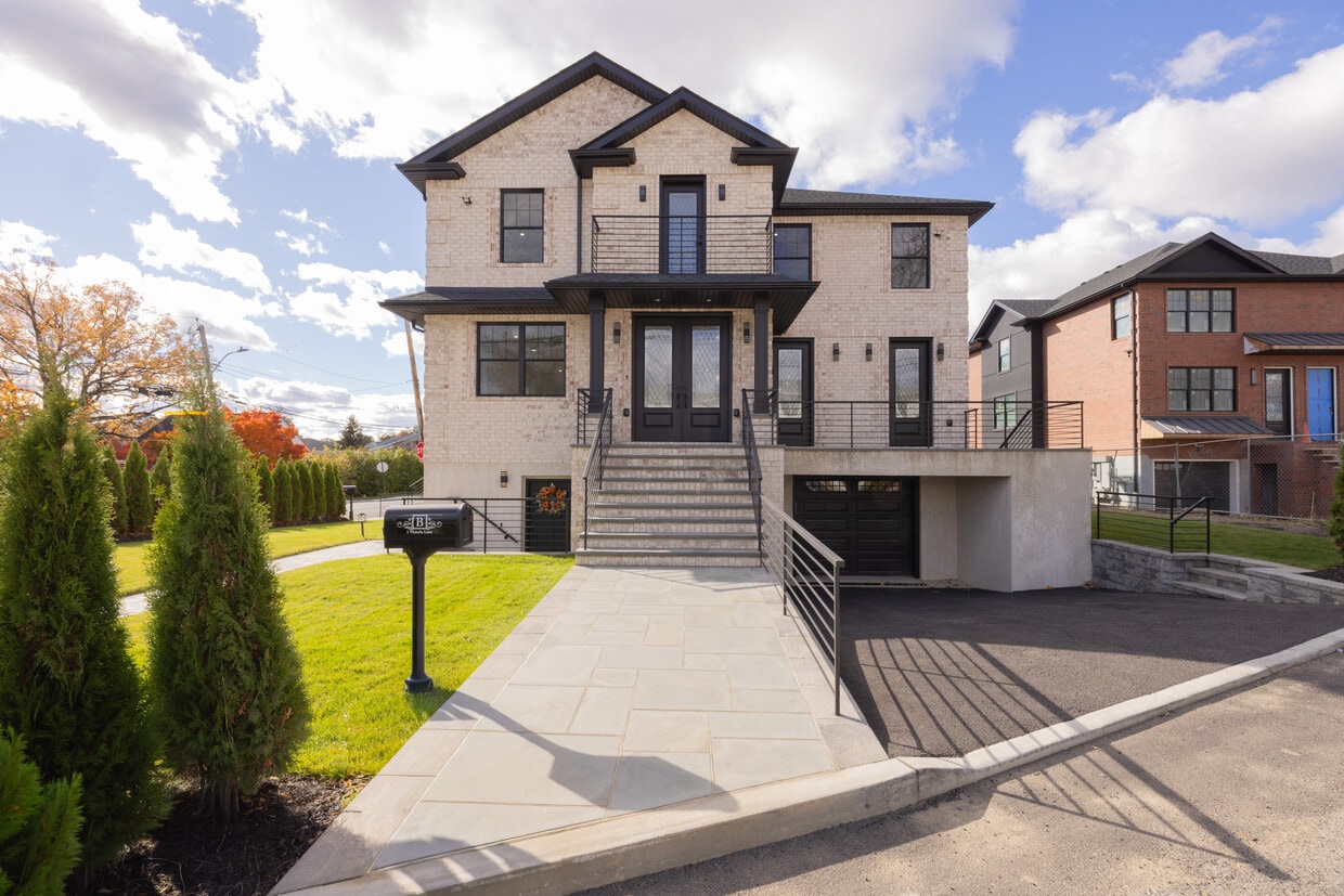 Photo - 1 Victoria Ln (Yonkers, NY)