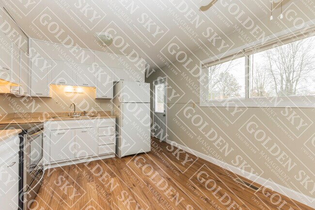 Foto del edificio - 8501 W Pleasant Rd