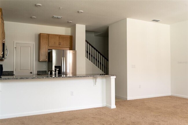Building Photo - 9848 Walkway Dr