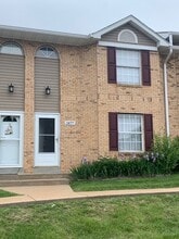 Building Photo - 1877 Casa Dr