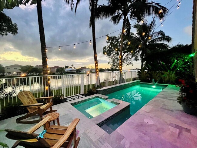 Foto del edificio - 960 Savannah Falls Dr