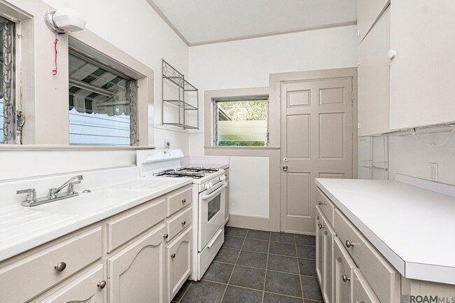 Foto del edificio - 2161 Oleander St