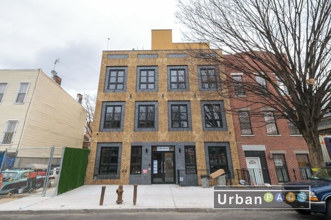 Building Photo - 49 Rochester Ave