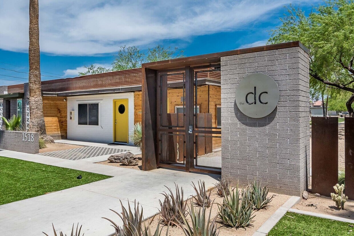 Foto principal - 1518 W Colter St