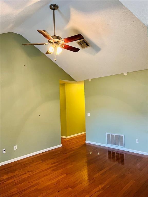 Foto del edificio - 1160 S Jasmine Ln