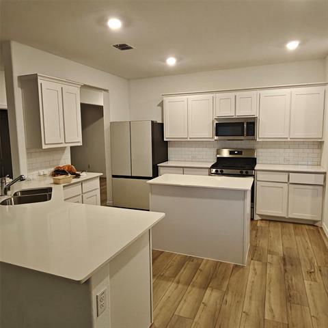 Foto del edificio - 5905 Edward Dr
